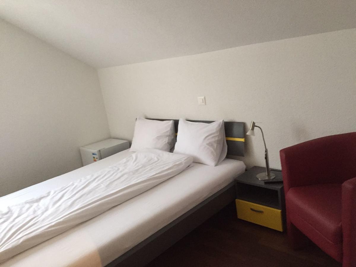 Hotel Restaurant Loewen Sirnach Kültér fotó